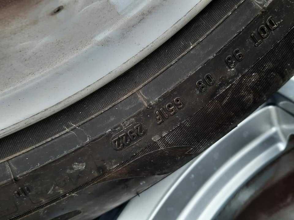 4 Броя Спорт Пакет 235/55/19 и 255/50/19 Pirelli 7,4mm 2021/22 DOT