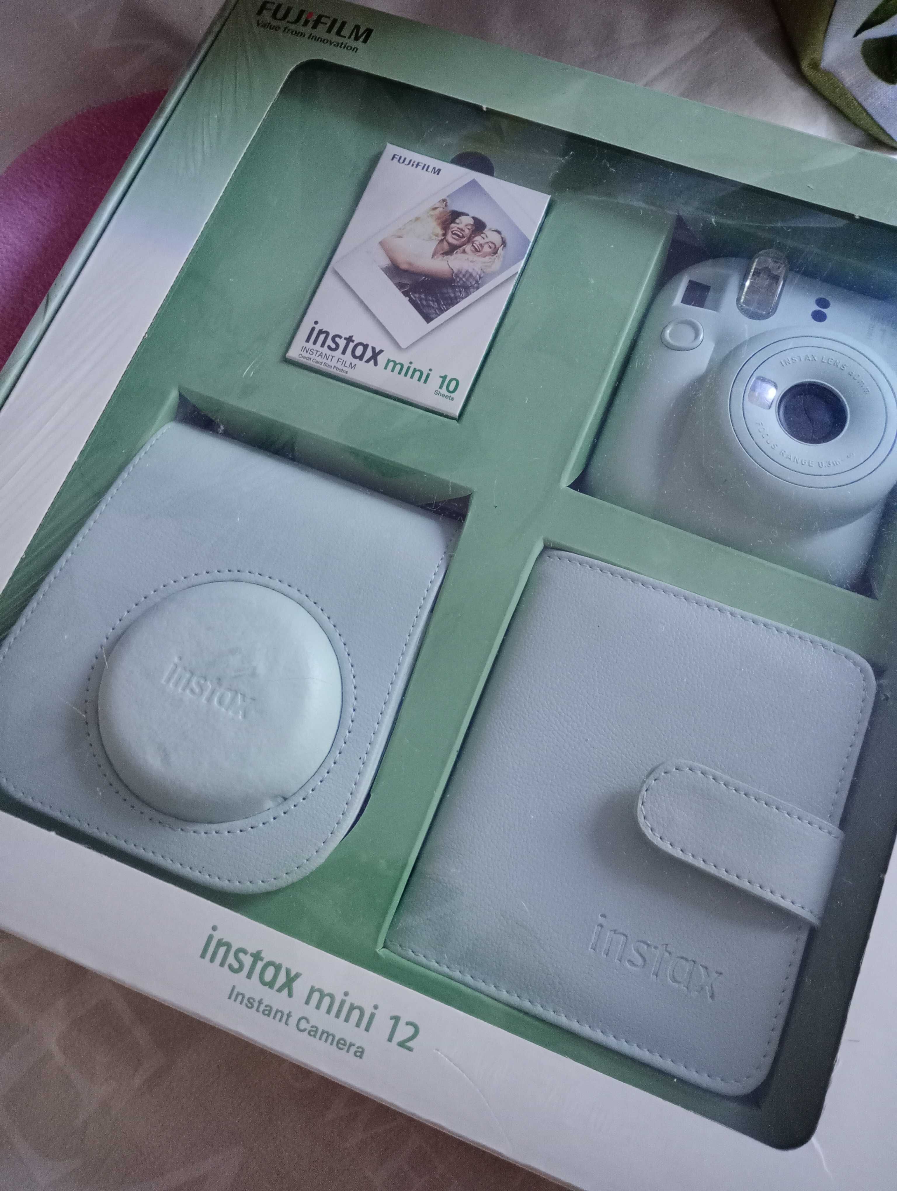 Комплект фотоапарат Fujifilm Instax mini 12