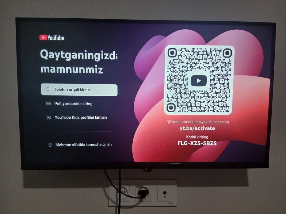 Sotiladi.  Televizor 32 smart LI.   Tikuv mashina