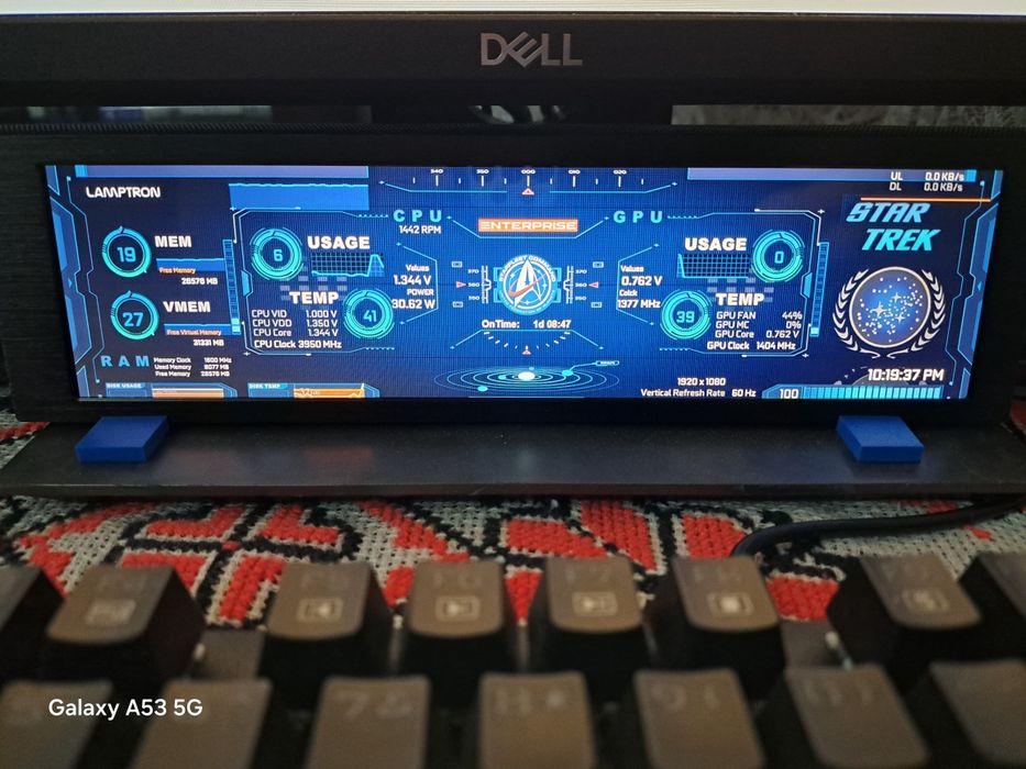 Mini Display Gaming 8.8 inch.
