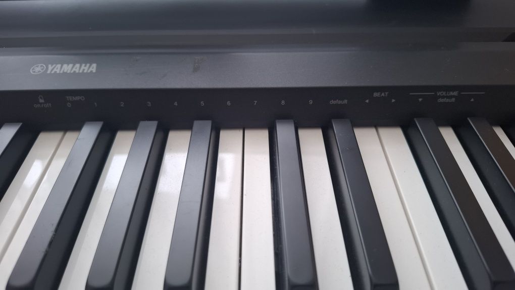 Pian yamaha p45 produs nou