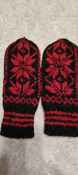 Варежки шерстяные, ручная вязка