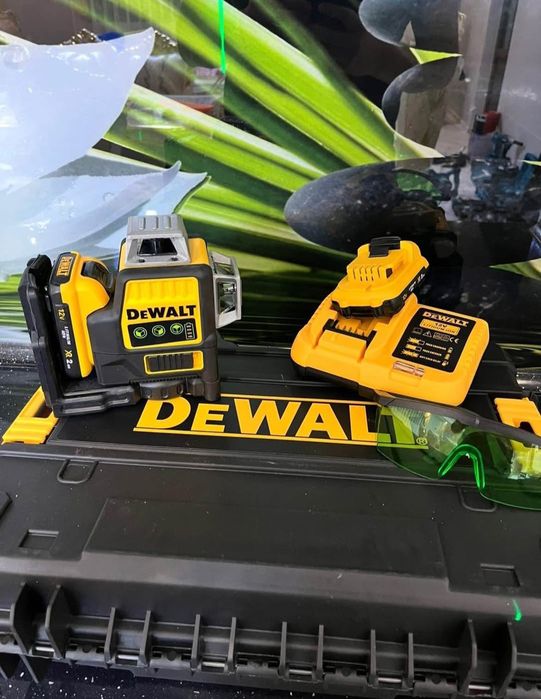 Чисто нов Лазарен Нивелир DeWalt 4D