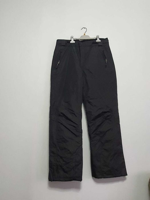 Particular vand pantaloni de schi
