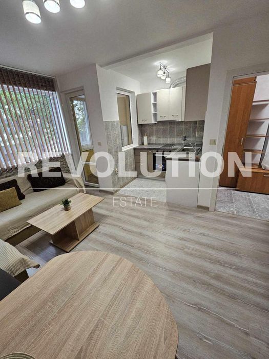 Дава се под наем Двустаен апартамент в Варна, Лятно кино Тракия - 45 кв.м за 475 € - Снимка #2