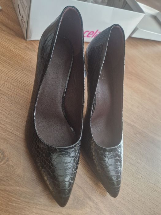 Официални обувки 37