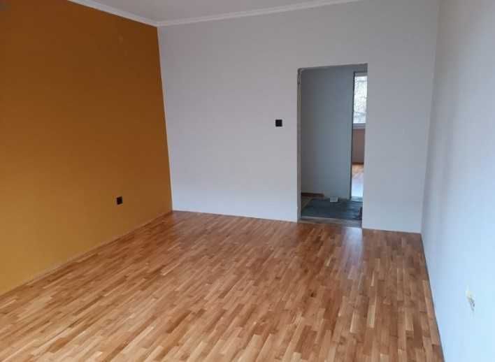 Продава 3-СТАЕН град София, Гоце Делчев