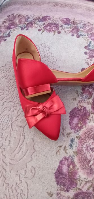 Дамски стилни пантофки