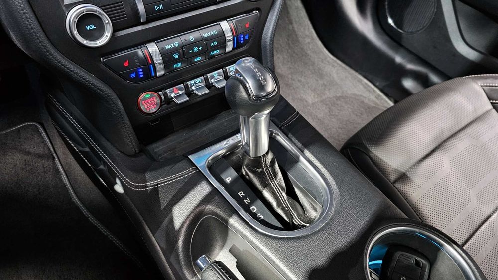 Ford Mustang GT Coupe — 2020 год