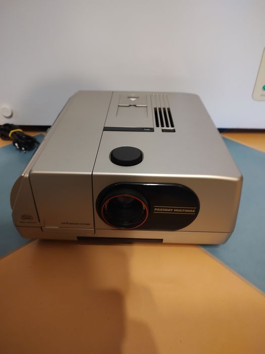 Proiector diapozitive Braun Paximat Multimag 150 S-AF