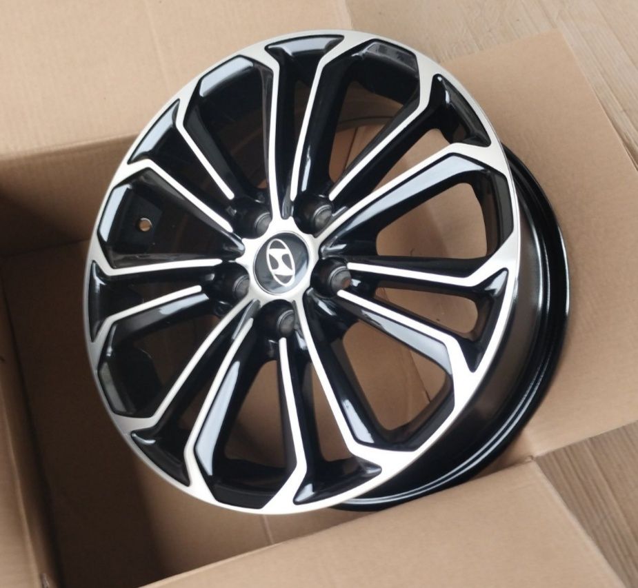 Jante 15 Hyundai i30 ix20 Venue Coupe și XG 5 x 114.3 R15