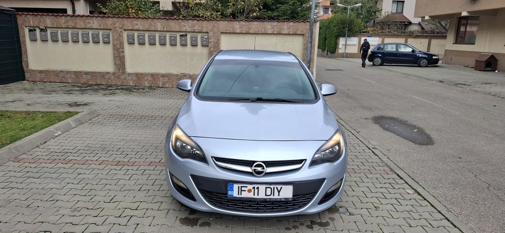 Opel Astra J cu Gpl