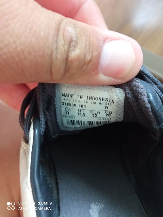 Vând ghete fotbal Nike Totalninety mărimea 32!