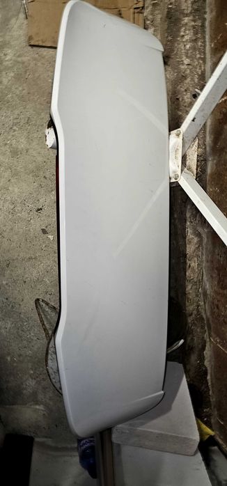 Крило с трети стоп Volvo V40