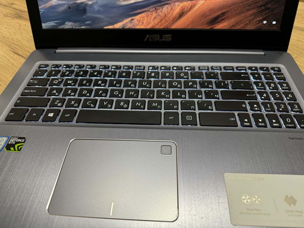 Лаптоп Asus Vivobook Pro N580G