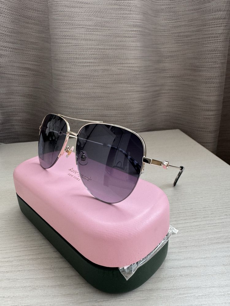 Солнцезащитные очки Kate Spade