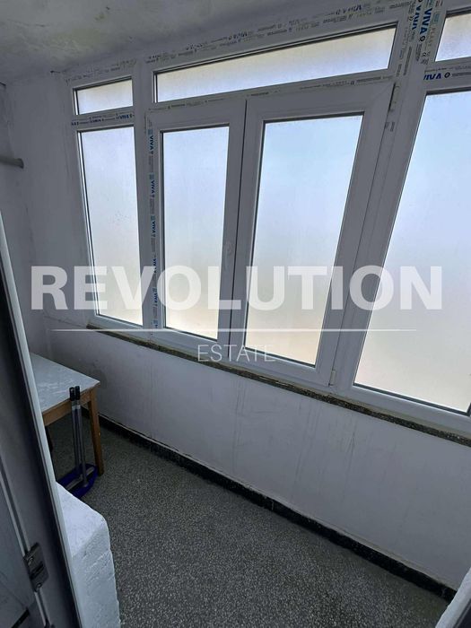 Дава се под наем Тристаен апартамент в Варна, Цветен квартал - 70 кв.м за 400 € - Снимка #6