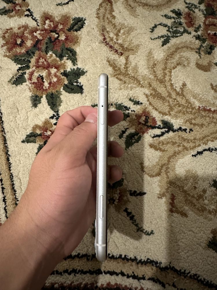 iPhone 11 срочно