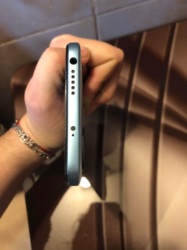 Urgent! Vând Xiaomi redmi note 11 Star Blue cu accesorii(încărc