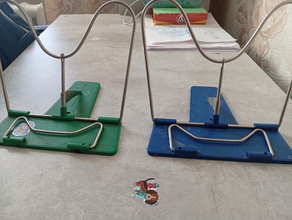 Подставка для книг / планшета / рецептов