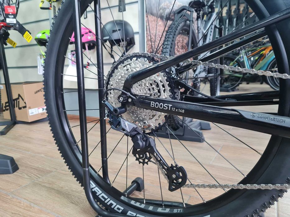 Bicicleta Kross Earth 2.0 M 29 S in stoc la Est Bike Funky Sports