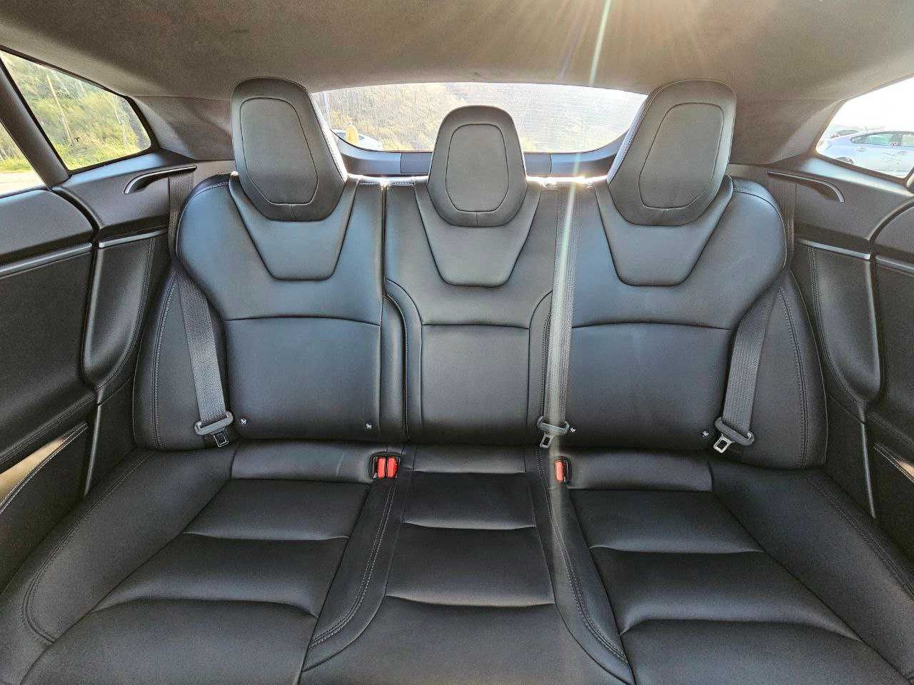 Tesla Model s 100D