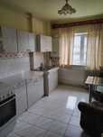 Proprietar,închiriez apartament cu 2 camere decomandat,zonă centrală