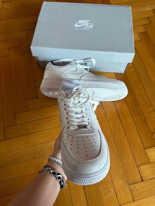 Nike air force 1 white