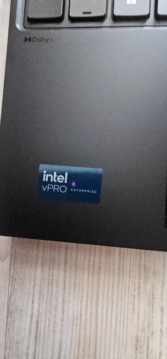 Lenovo Thinkpad T16 ultra 5