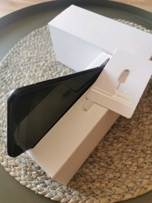 Honor 8 4/32Gb перфектен