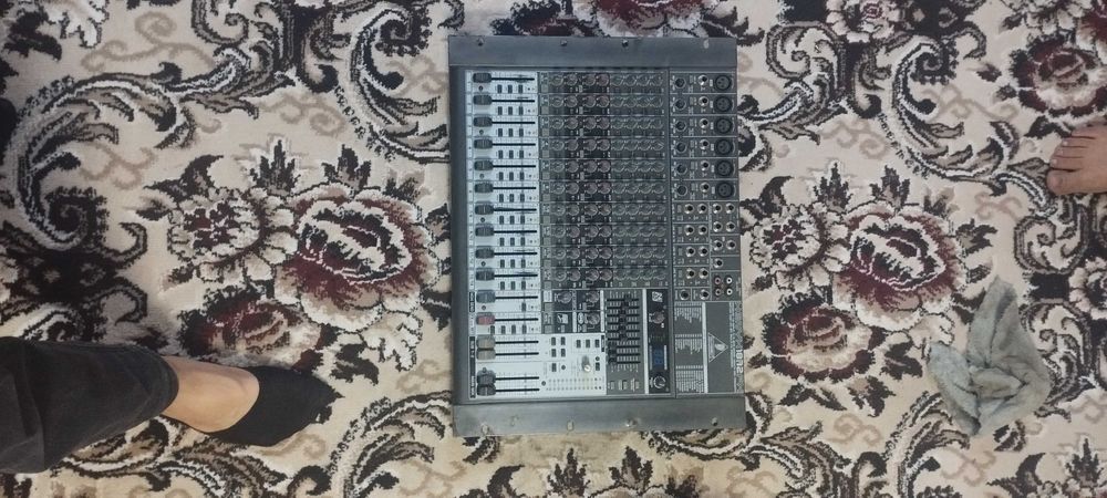 Динамик с пультом