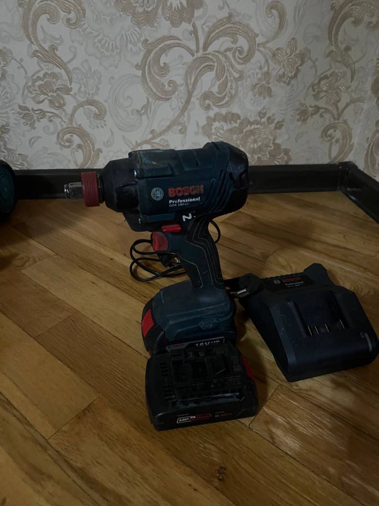 Аккумуляторный гибридный гайковерт/шуруповерт Bosch gex 180