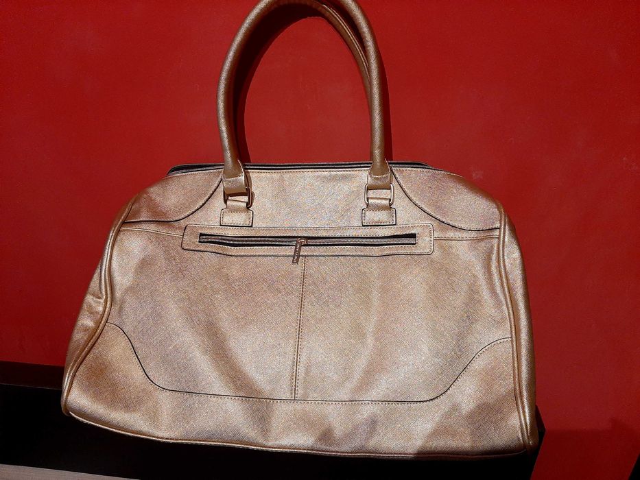 Genti dama noi de zi sau voiaj