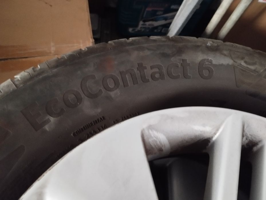 Джанти Тойота аурис 6.0j et 39 5x114.3 15 с летни гуми