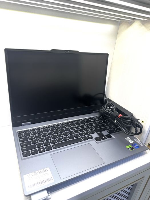 Lenovo LOQ intel Core i7-13650HX