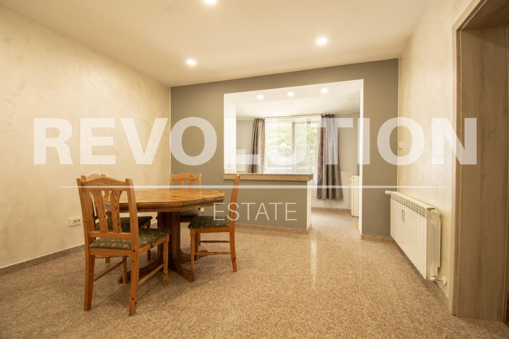 Дава се под наем Двустаен апартамент в София, Център - 70 кв.м за 750 € - Снимка #4