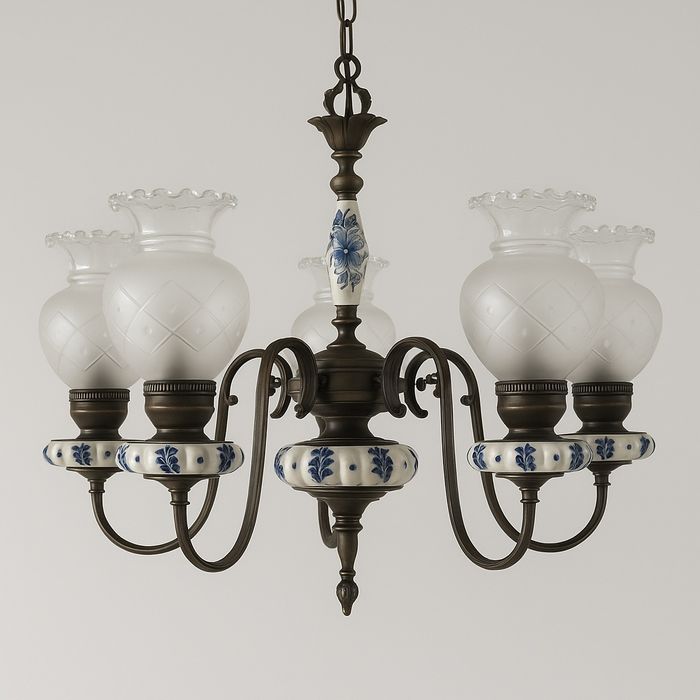 Candelabru / Lustra vintage din bronz 6 brate cu ceramica pictata