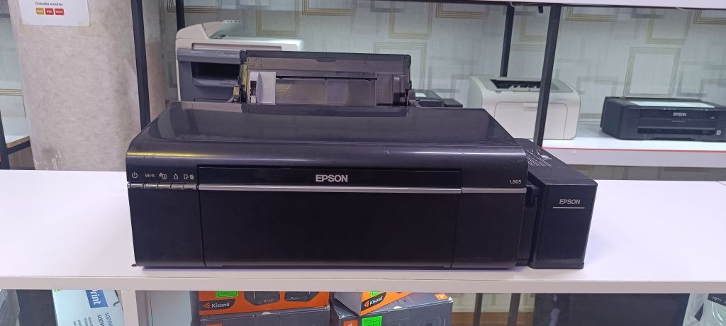 Epson L805 в хорошем состоянии