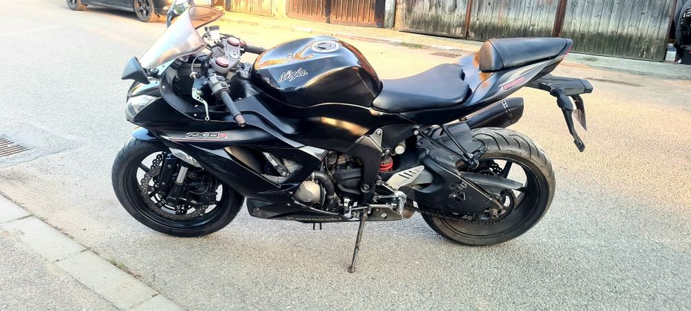 Kawasaki Zx -6R Ninja