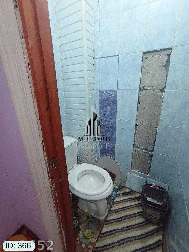 №366 5mikr somiy tarafda 2 xona kvartira sotiladi