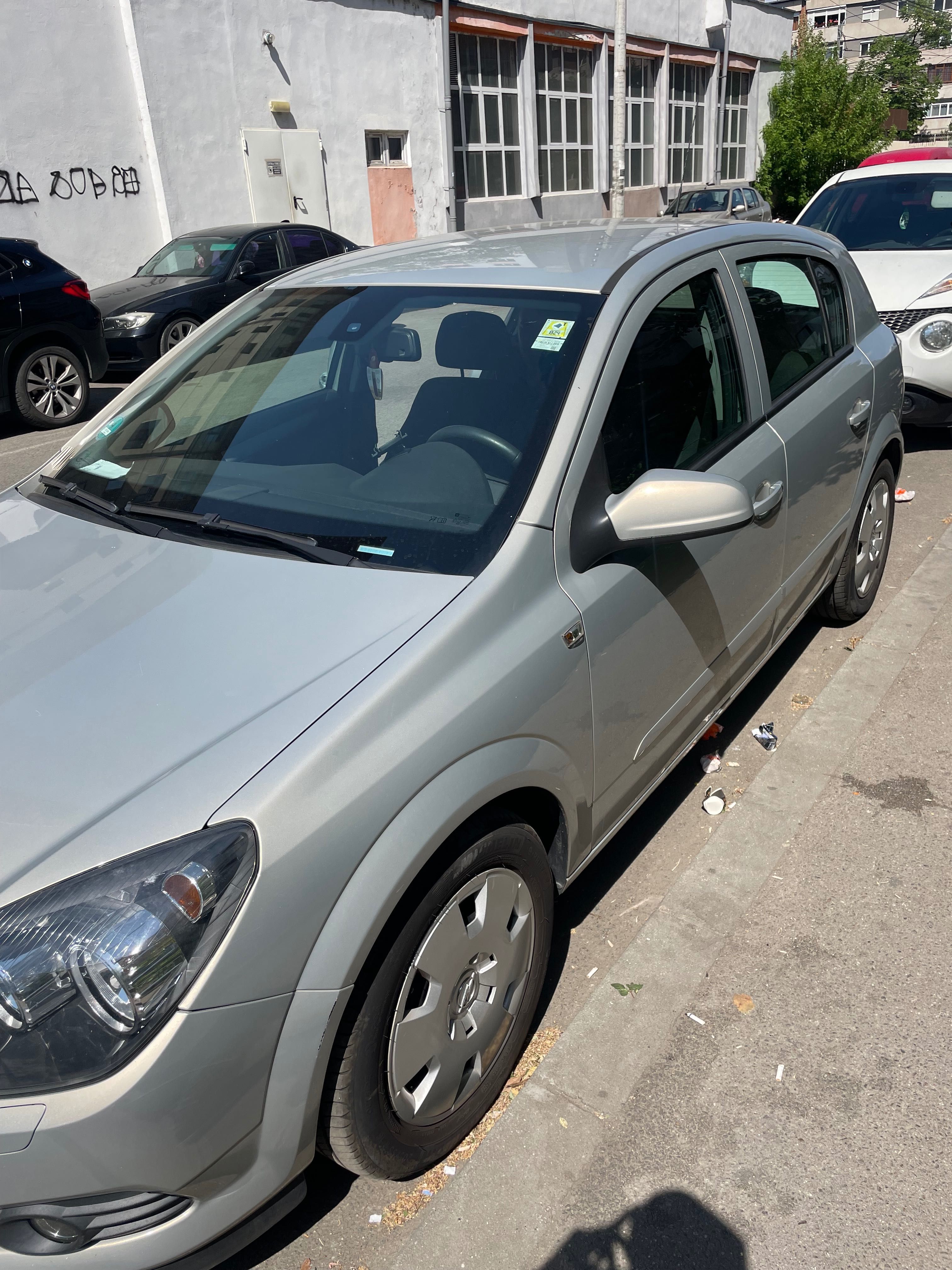 Opel Astra 2006,176.000km , stara buna