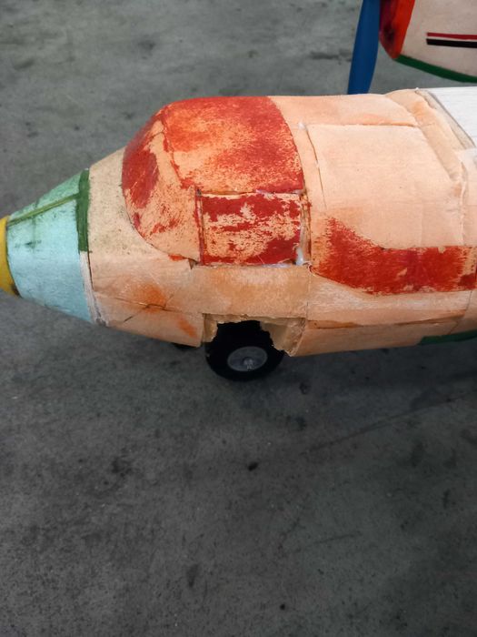 Aeromodel RC confectionat manual