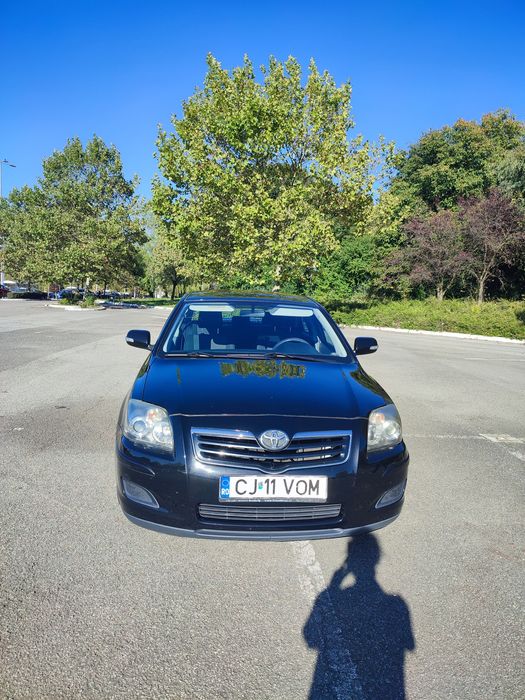 Toyota Avensis 1.8 benzină + GPL – 3500 euro