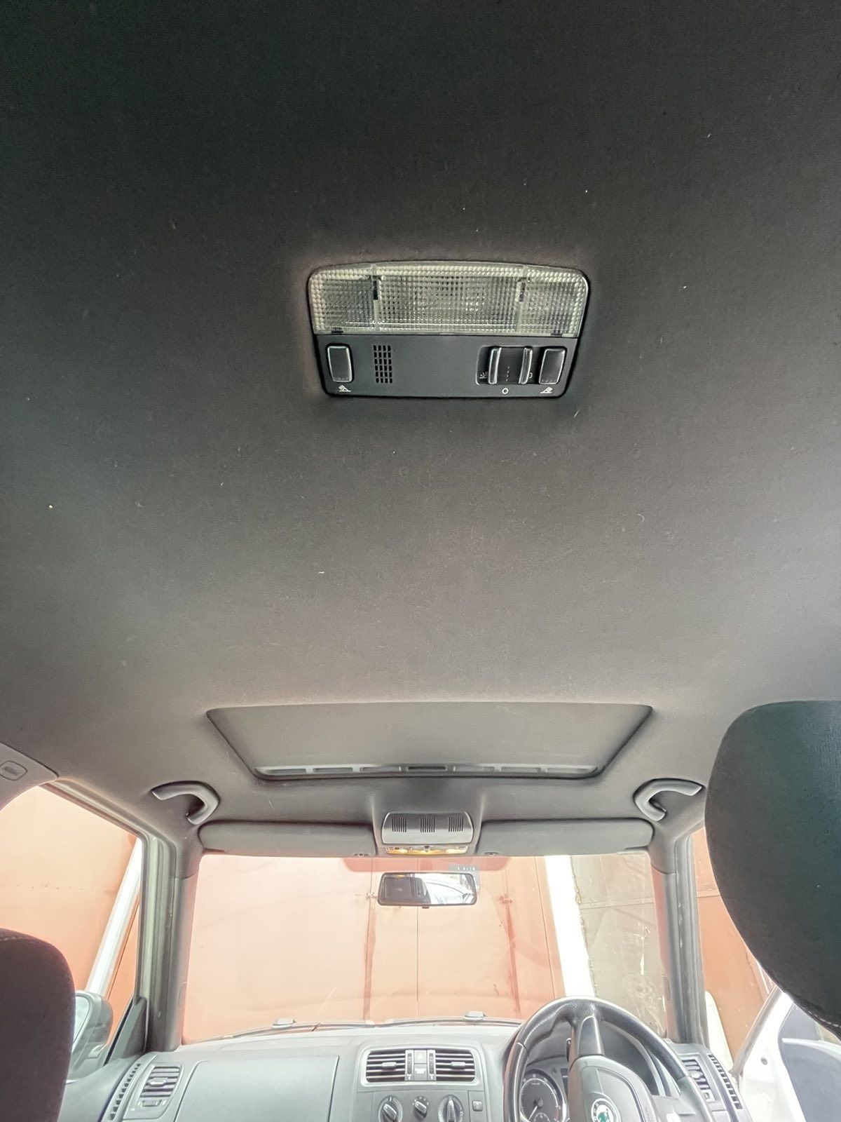 Skoda fabia vrs/шкода фабия врс 1.4 tsi 180 коня dsg (cave) На Части