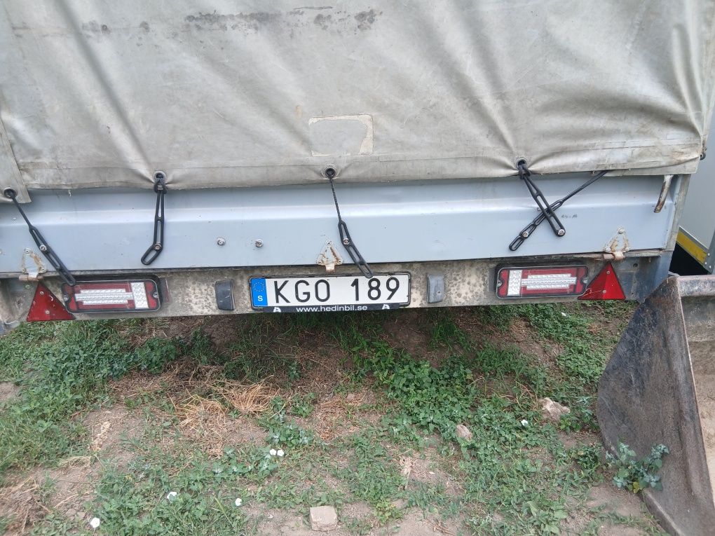 Remorca auto de vânzare