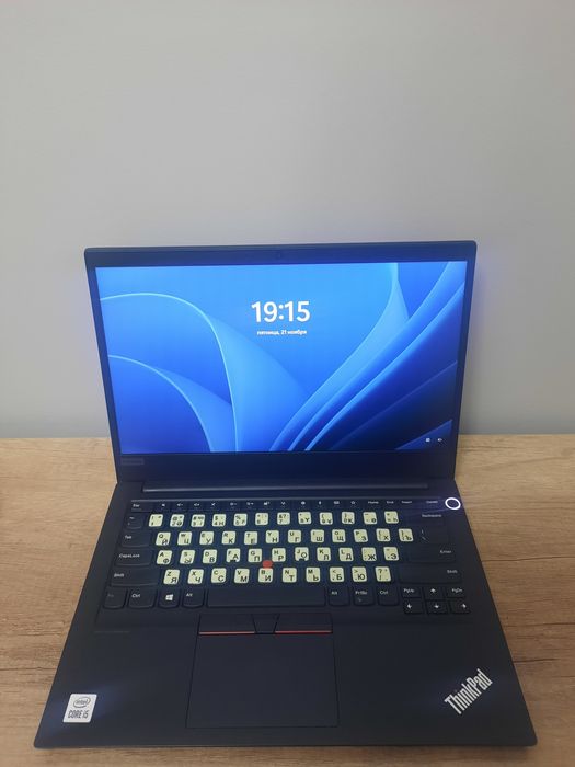Thinkpad E14 ноутбук