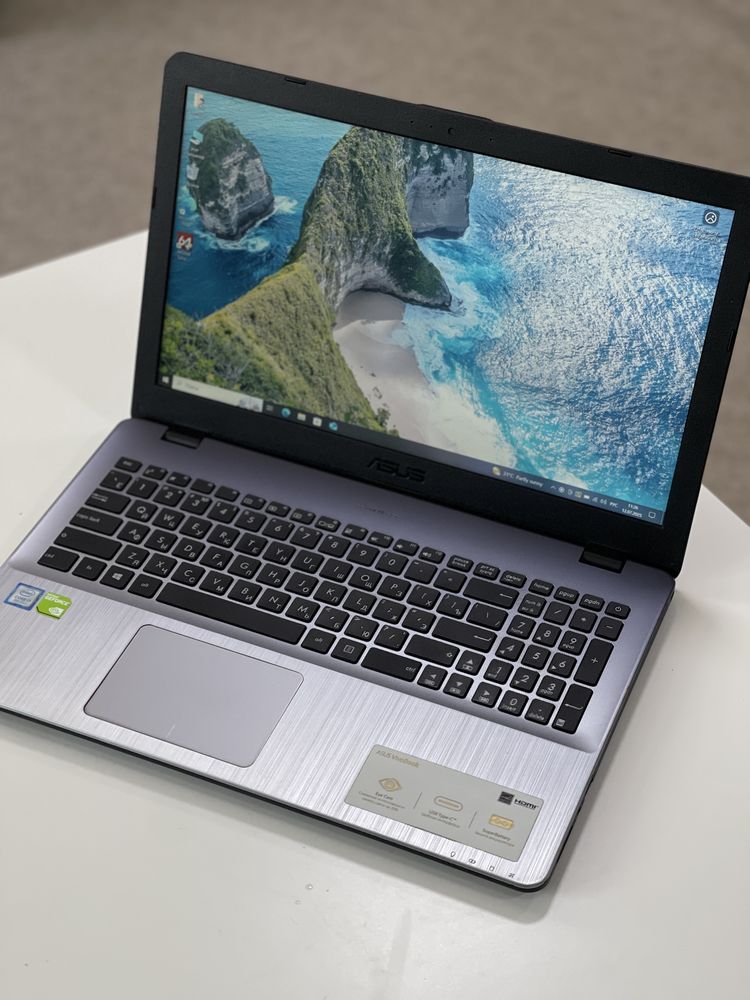 Продается ноутбук Asus Vivobook
