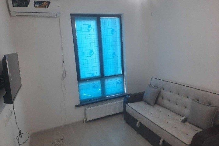 Srochna 1 Xonali Kvartira Ijaraga Topshiriladi. Kadishiva bozor oldida