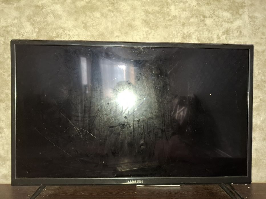 Продам на запчасти телевизоры