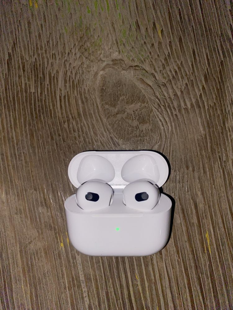 airpods 4 серия новый